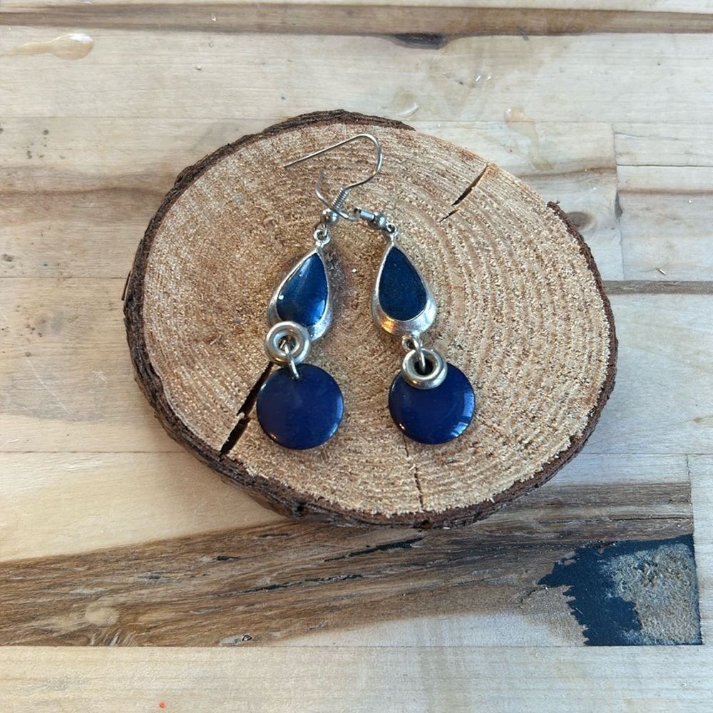 Drop earrings silver a d blue